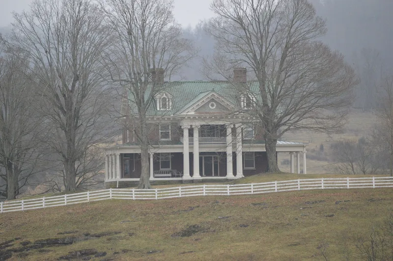 Carter Hill, Lebanon, Virginia
