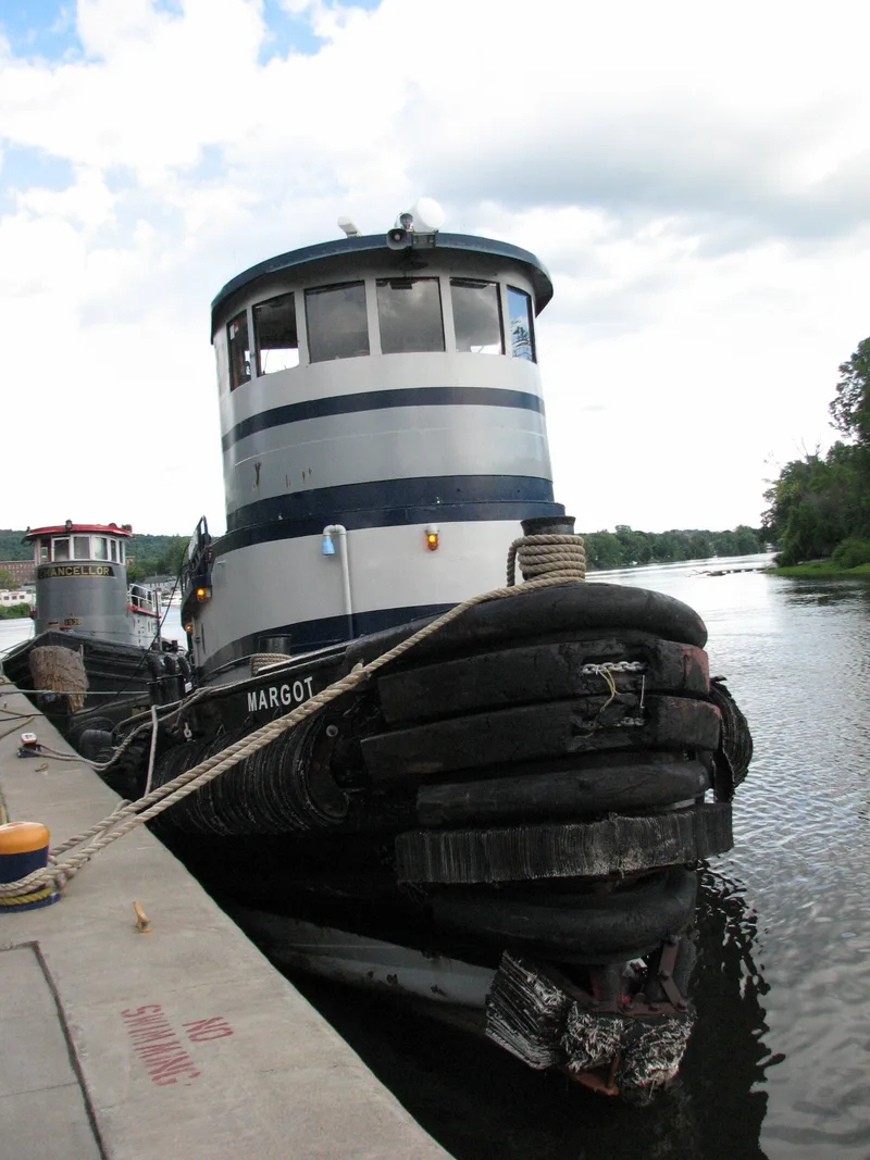CHANCELLOR (tugboat), Fulton, New York