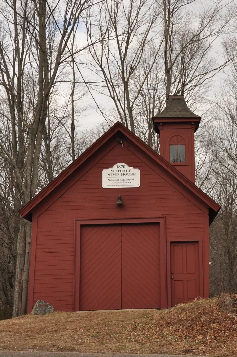 Hydrant No. 3 House, Holliston, Massachusetts