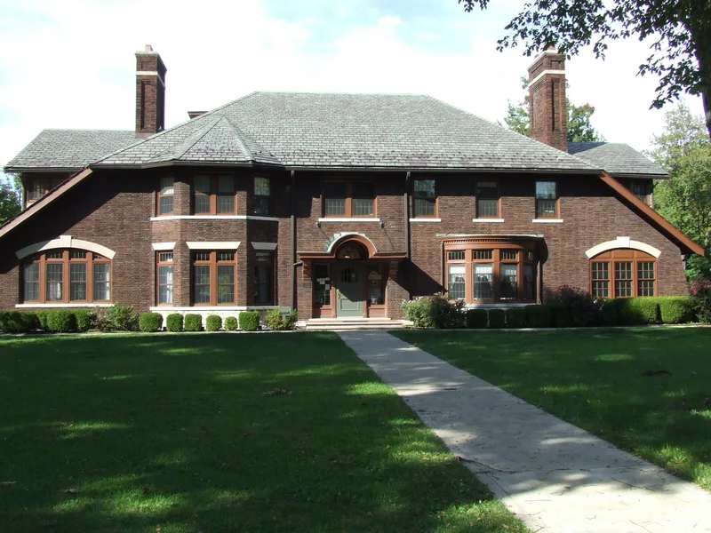 Henn, Albert W., Mansion, Euclid, Ohio