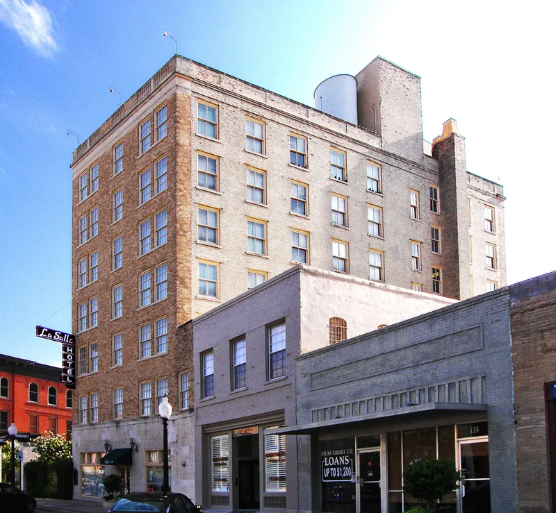 La Salle Hotel, Bryan, Texas