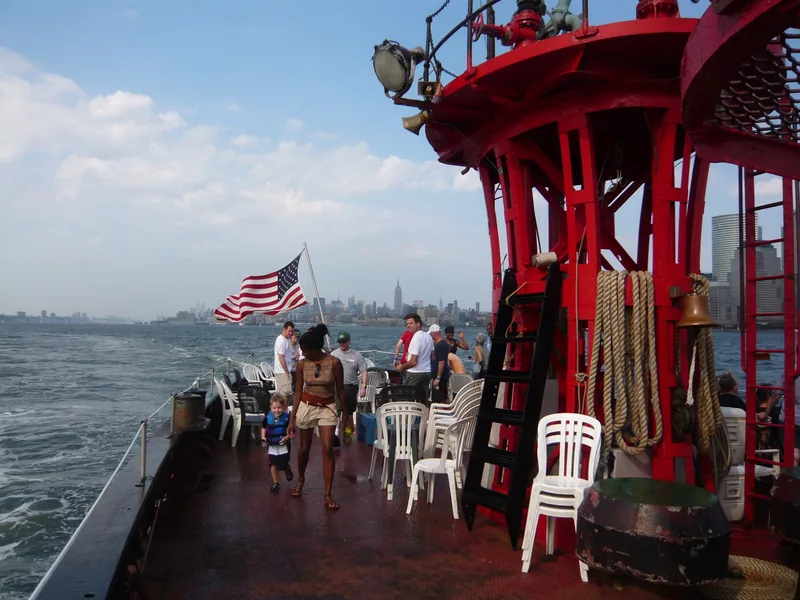 JOHN J. HARVEY (fireboat), New York, New York