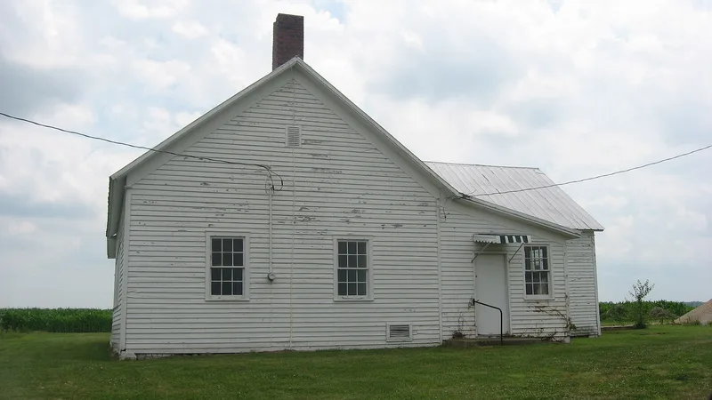 Clarksburg Schoolhouse, Clarksburg, Illinois