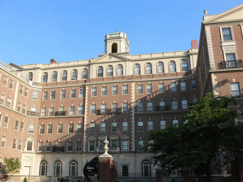 Tuckahoe Apartments, Richmond (Independent City), Virginia