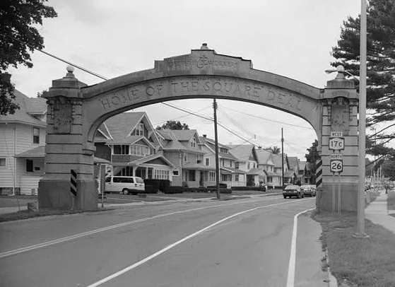 Endicott Square Deal Arch, Endicott, New York