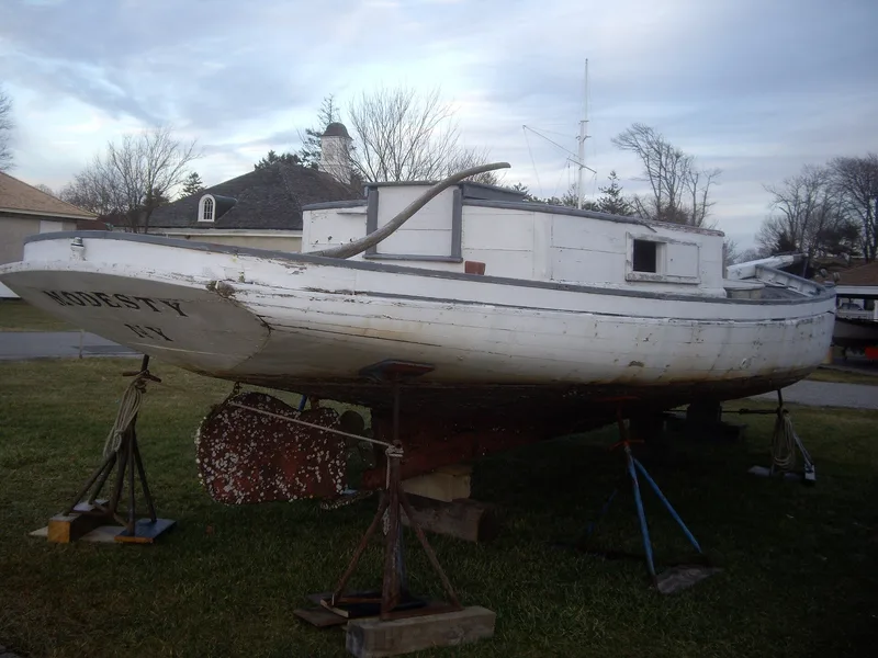 MODESTY (Sloop), West Sayville, New York