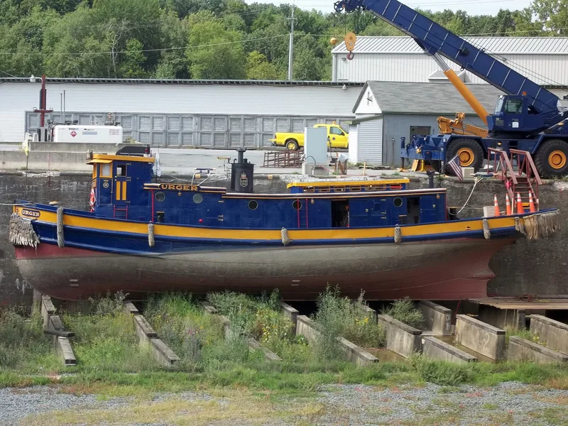 URGER (canal tugboat), Waterford, New York