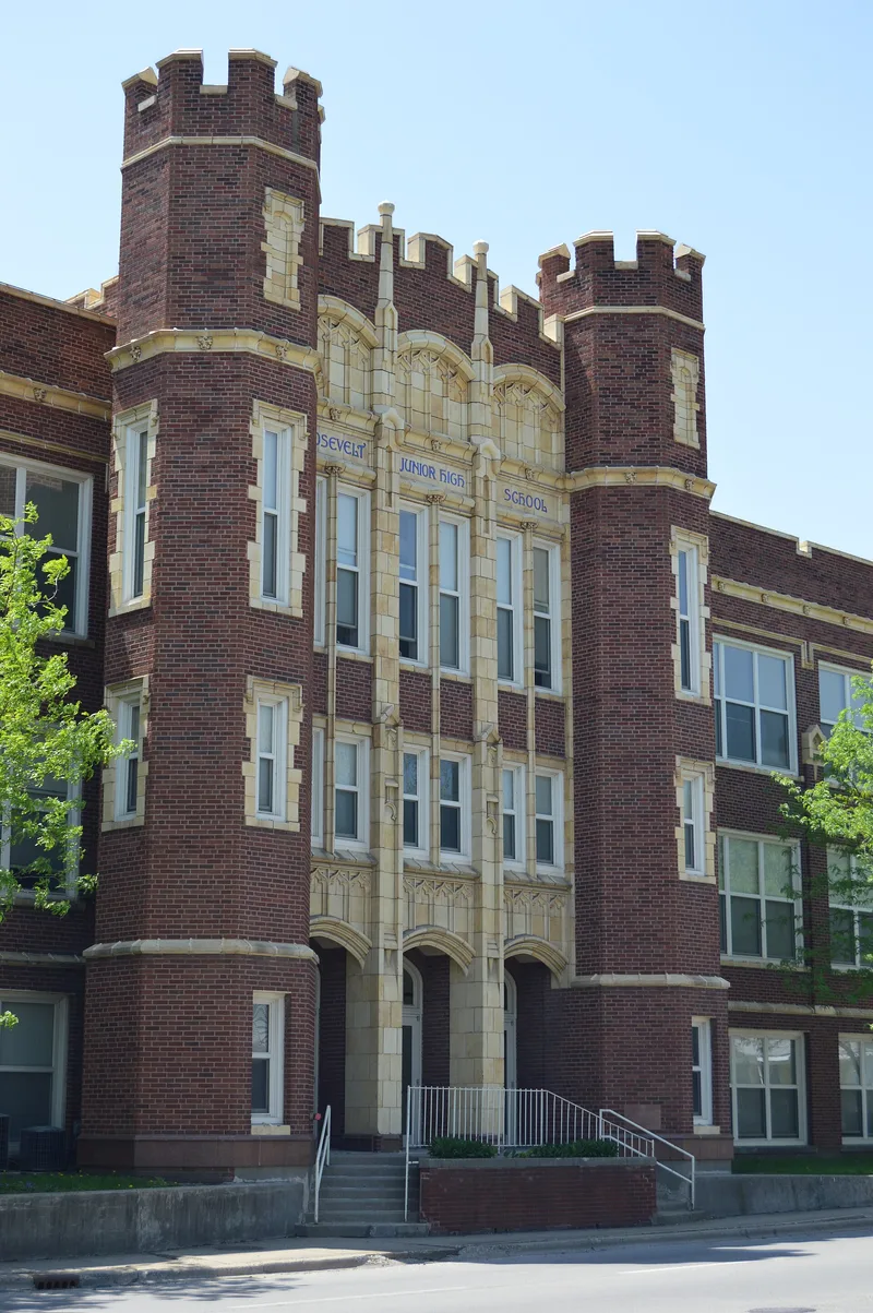 Roosevelt Junior High School, Decatur, Illinois
