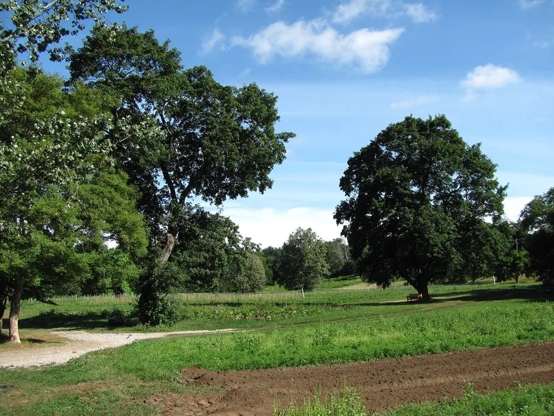 Case's Corner Historic District, Weston, Massachusetts