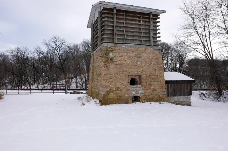 Buffalo Grove Lime Kiln, Polo, Illinois