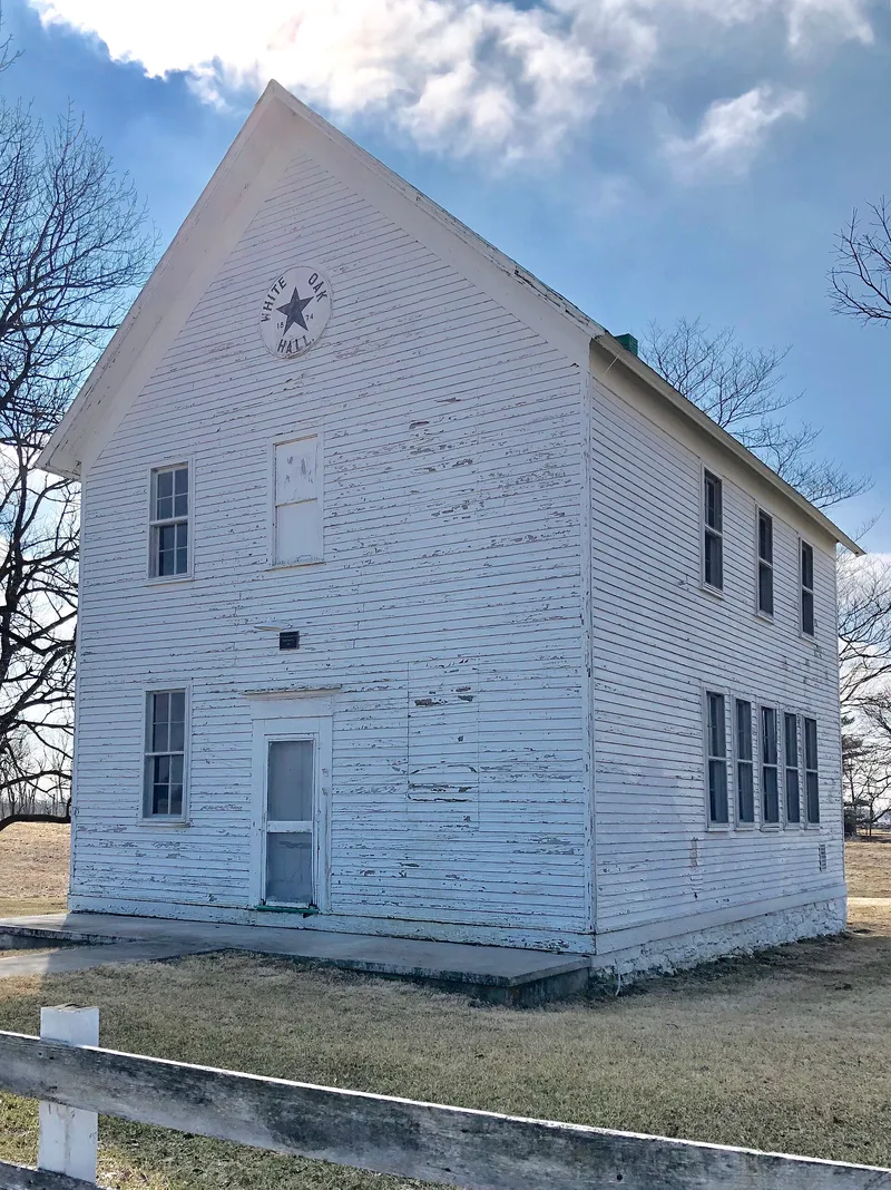White Oak Hall, Rushville, Illinois