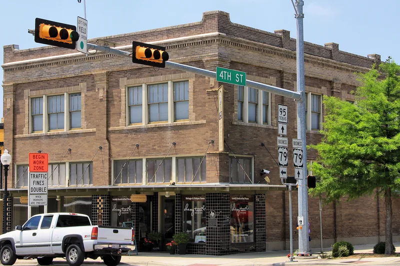 Preslar-Hewitt Building, Taylor, Texas