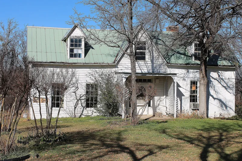 Man, Ralph Sandiford and Julia Boisseau, House, Mansfield, Texas