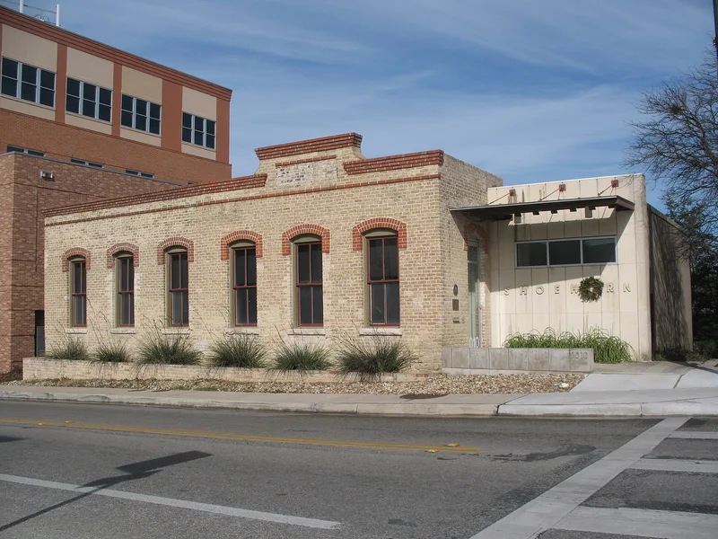 Arnold Bakery, Austin, Texas