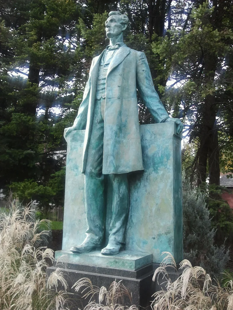Lincoln (Statue), Urbana, Illinois