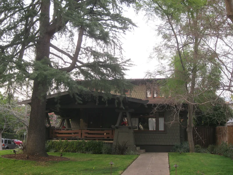 House at 1487 Loma Vista Street, Pasadena, California