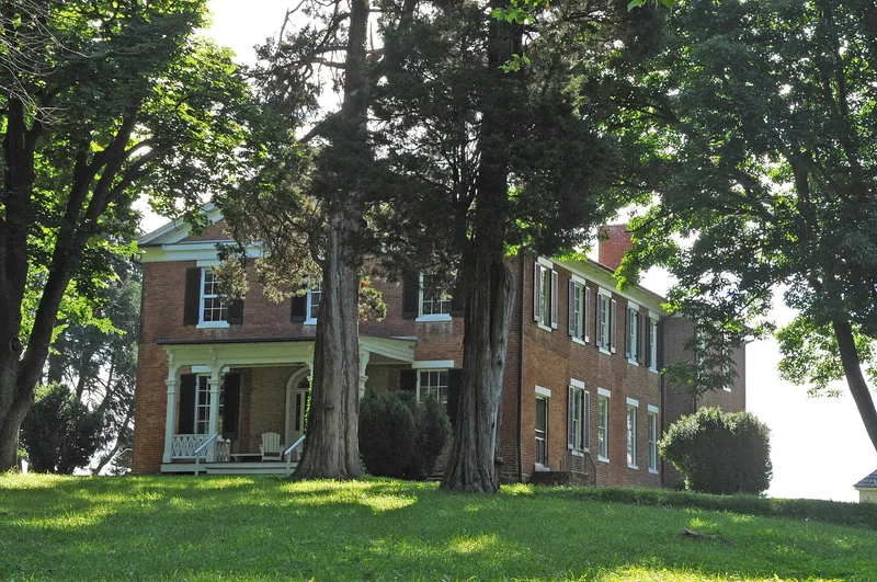 Waveland, Marshall, Virginia
