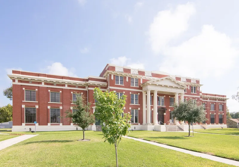 Trinity County Courthouse Square, Groveton, Texas