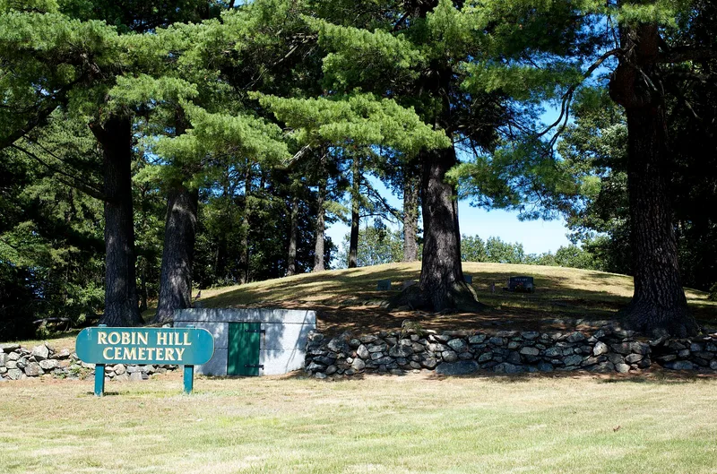 Robin Hill Cemetery, Marlborough, Massachusetts