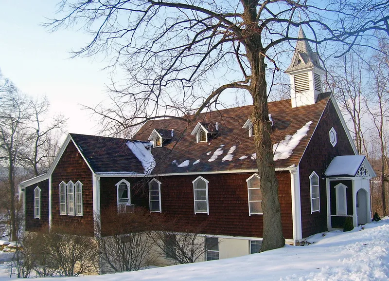 Chapel Hill Bible Church, Marlboro, New York