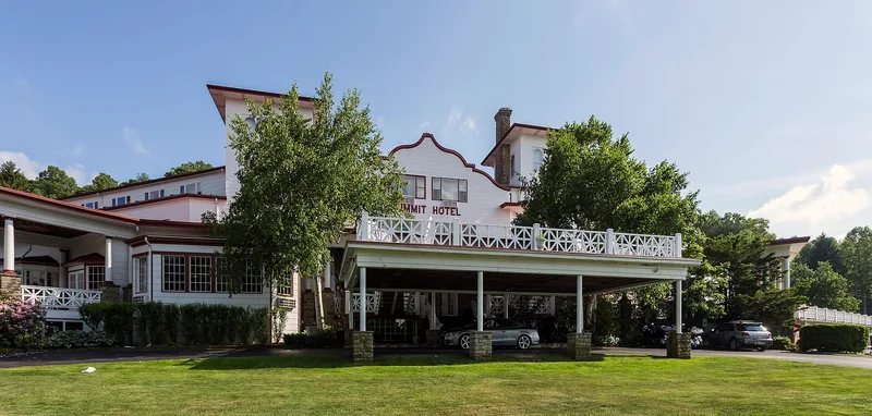 Summit Hotel, Pennsylvania