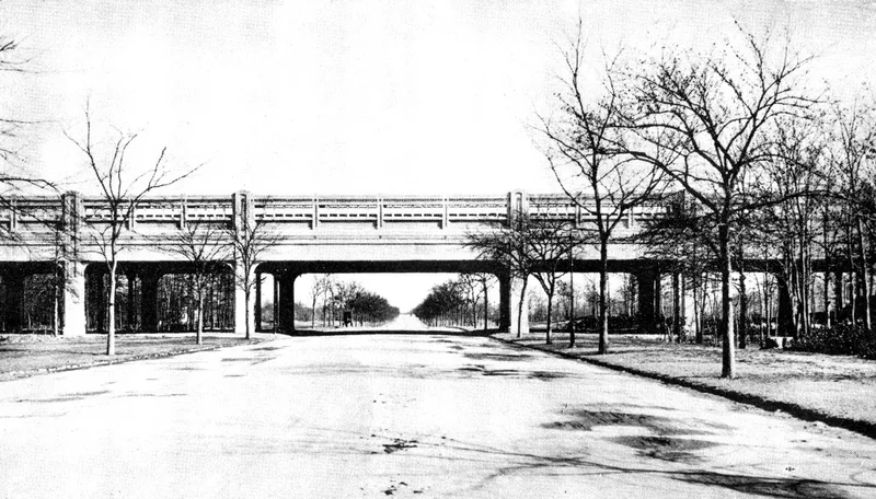 Pelham Parkway Station (Dual System IRT), Bronx, New York