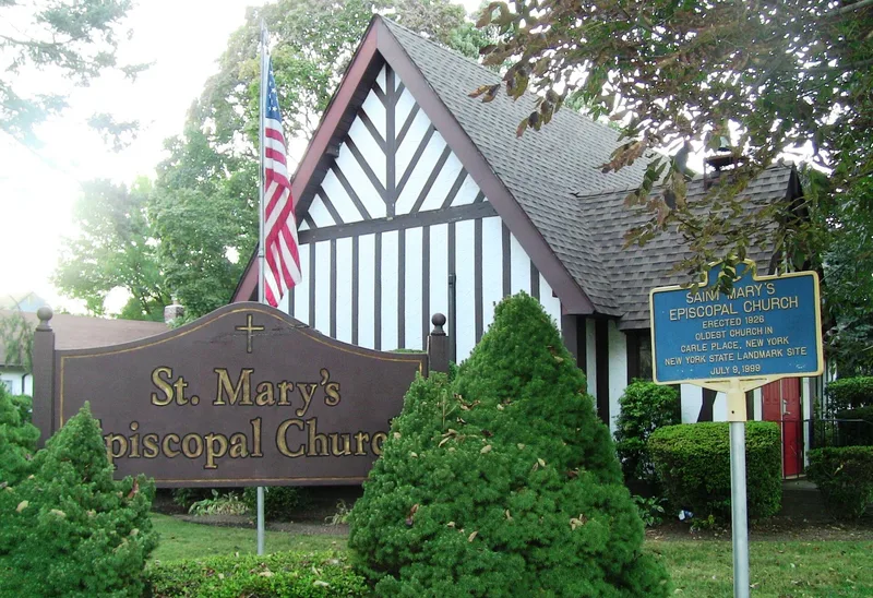 Saint Mary's Chapel, Carle Place, New York