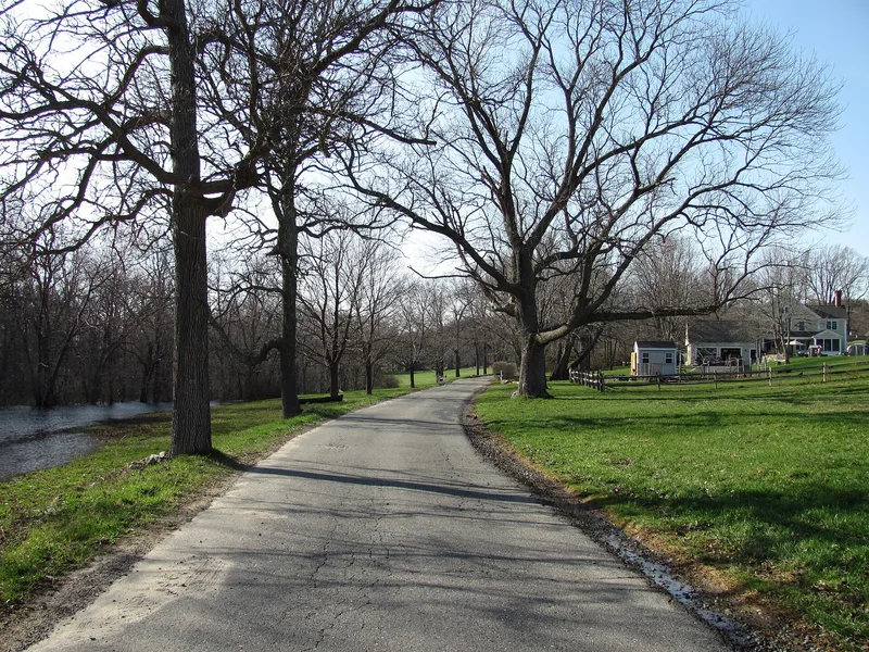 River Road-Cross Street Historic District, Massachusetts
