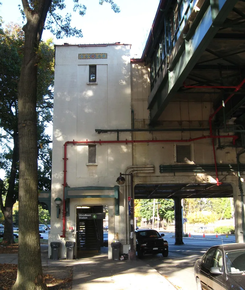 Woodlawan Station (Dual System IRT), Bronx, New York
