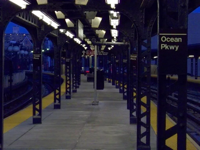 Ocean Parkway Station (Dual System BRT), Brooklyn, New York