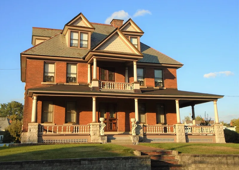 Gray-Jewett House, Amsterdam, New York