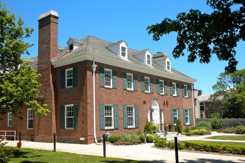 Alpha Phi Fraternity House-Beta Alpha Chapter, Champaign, Illinois