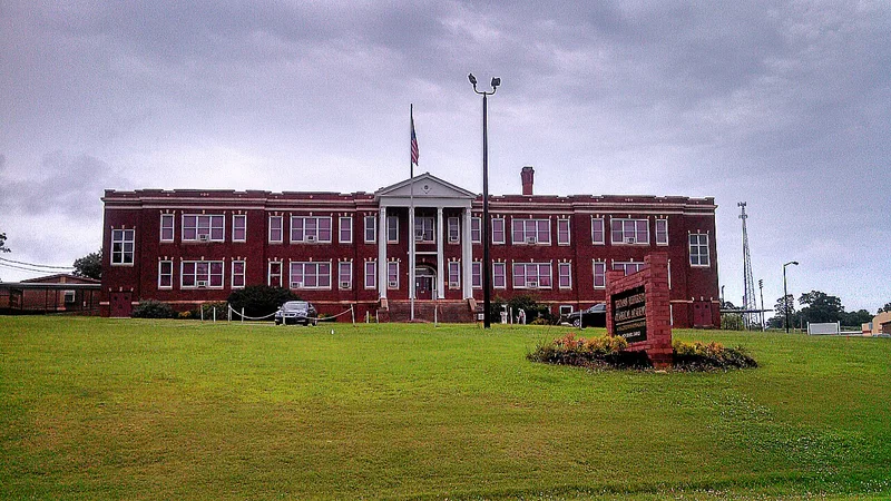 Henrietta-Caroleen High School, Mooresboro, North Carolina