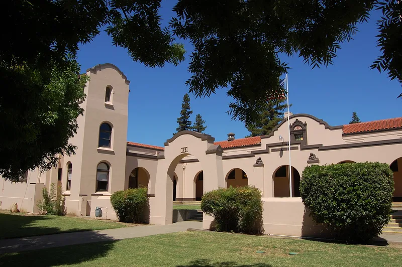 Walnut Street School, Woodland, California