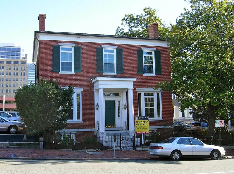 Fifth and Main Downtown Historic District, Virginia