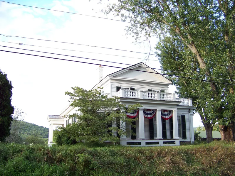 Everett, Dr. Hovey, House, Lowman, New York