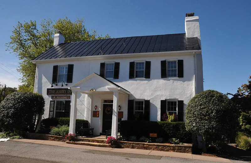 Paris Historic District, Paris, Virginia