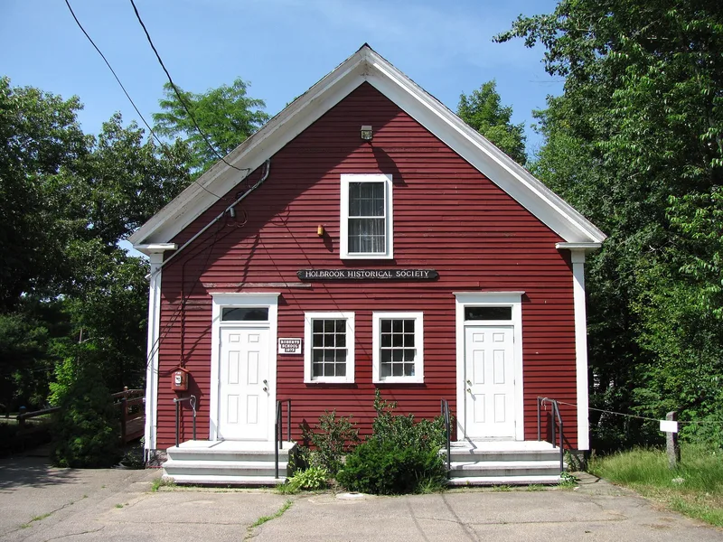 Roberts School, Holbrook, Massachusetts