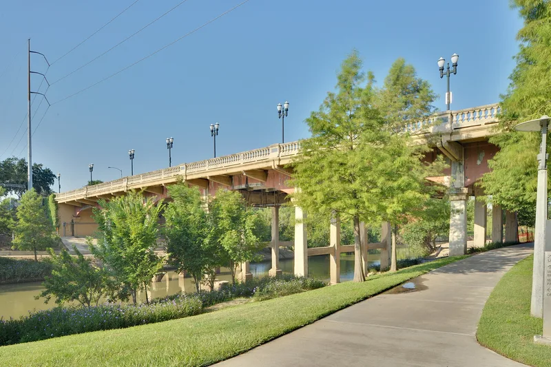 Sabine Street Bridge over Buffalo Bayou, Houston, Texas