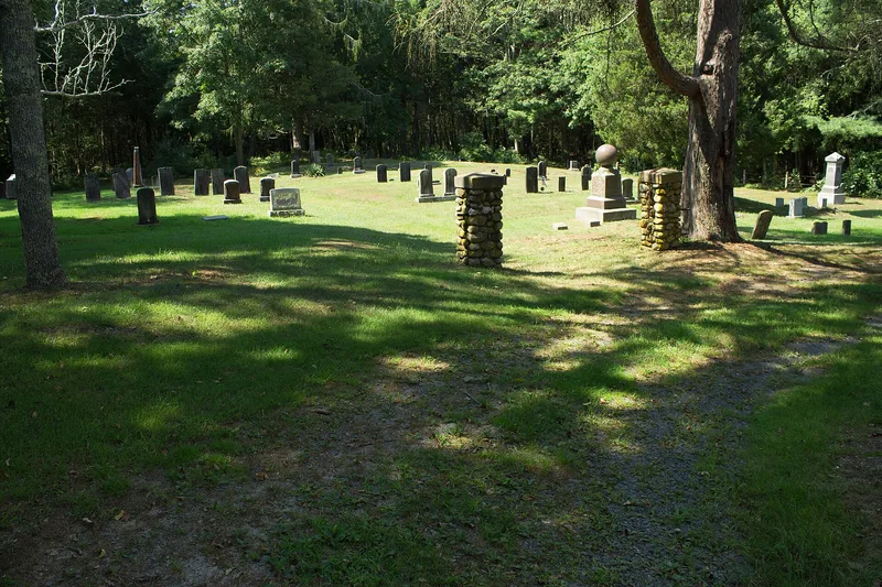 East Rochester Church and Cemetery Historic District, Massachusetts