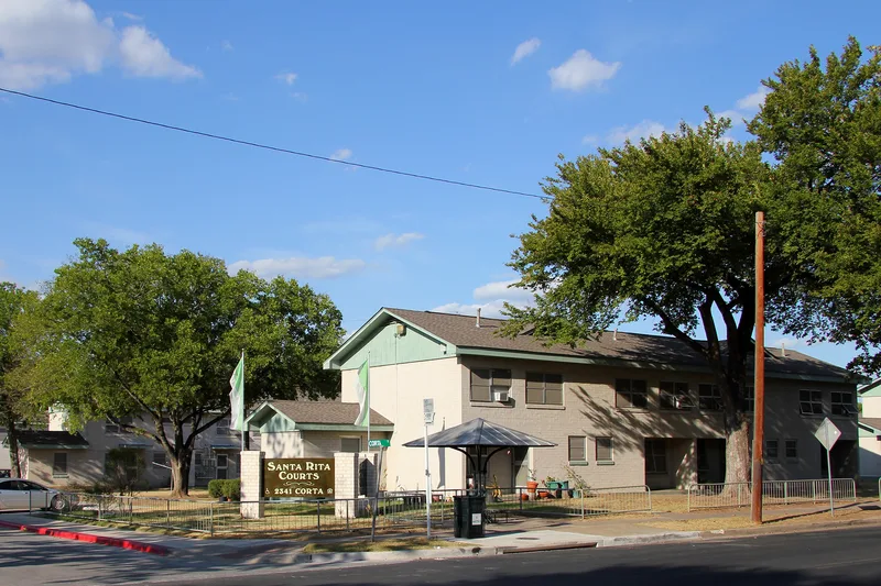 Santa Rita Courts, Texas