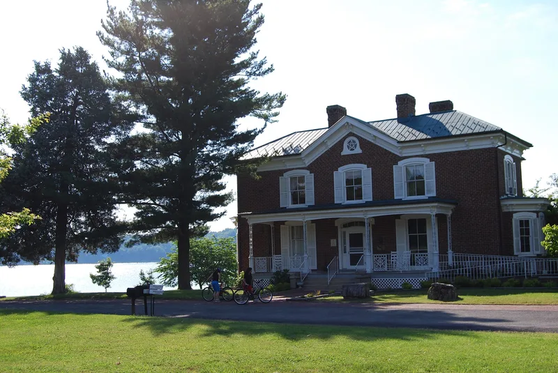 Howe, Haven B., House, Dublin, Virginia