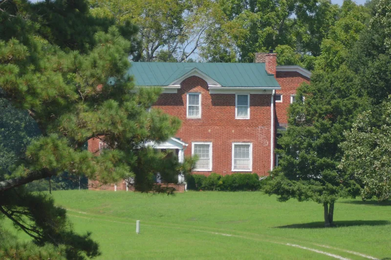 Bechelbronn, Victoria, Virginia