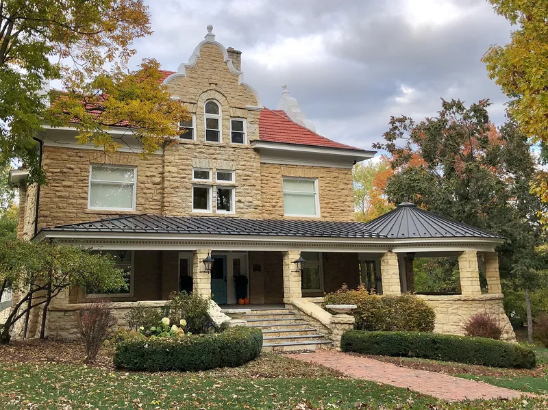 Elizabeth Place, Geneva, Illinois