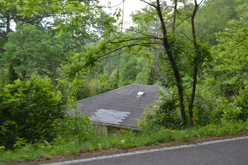 Wise, Milligan Shuford, and Theron Colbert Dellinger Houses, Crossnore, North Carolina