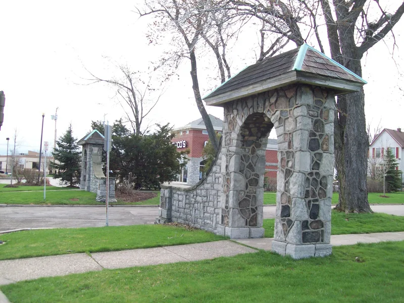 Entranceway at Main Street at Lafayette Boulevard, Amherst, New York