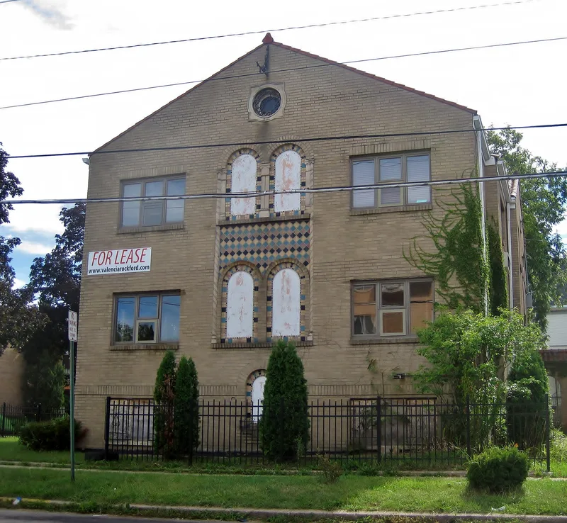 Valencia Court Apartments, Rockford, Illinois