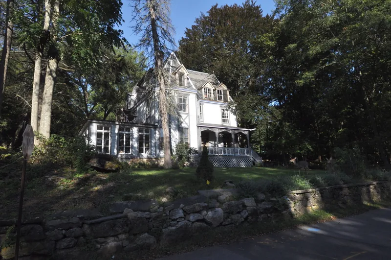 Trumbull, John H. and Sarah, House, Kingston, New York