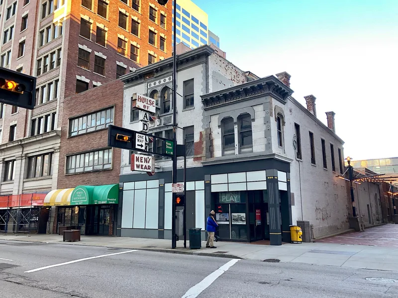 Building at 620-622 Vine Street, Cincinnati, Ohio