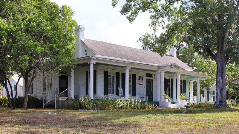 King-Woods Farmstead, Seguin, Texas